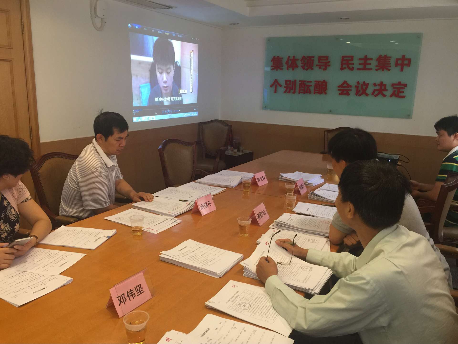 图为评选现场